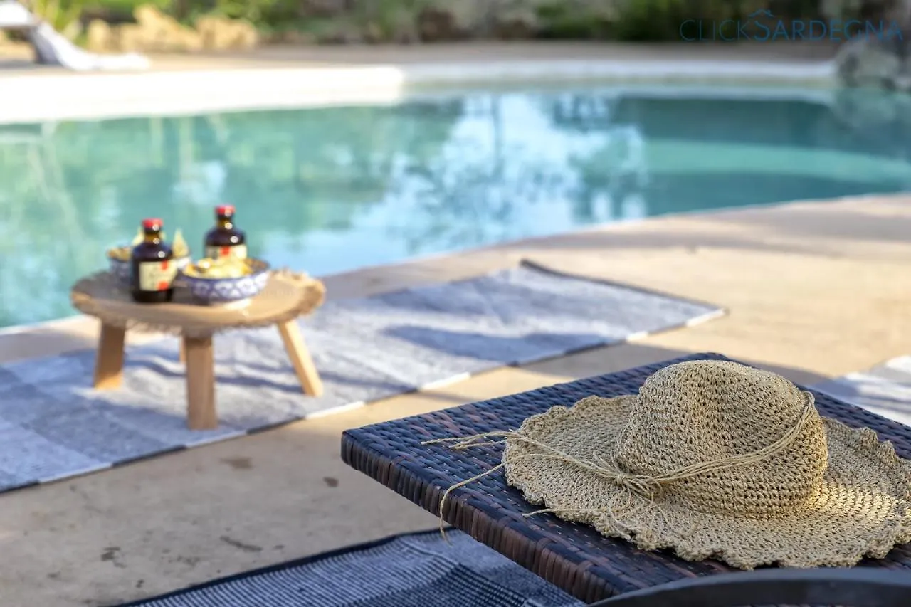 Maison Du Bonheur Exclusive Retreat For Peace Of Mind Olmedo Ιταλία